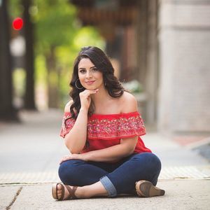 Meet your Posher, Alejandra